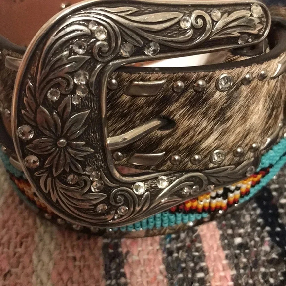 Ariat beaded belt southwest hair-on belt western size 18 - Picture 2 of 7